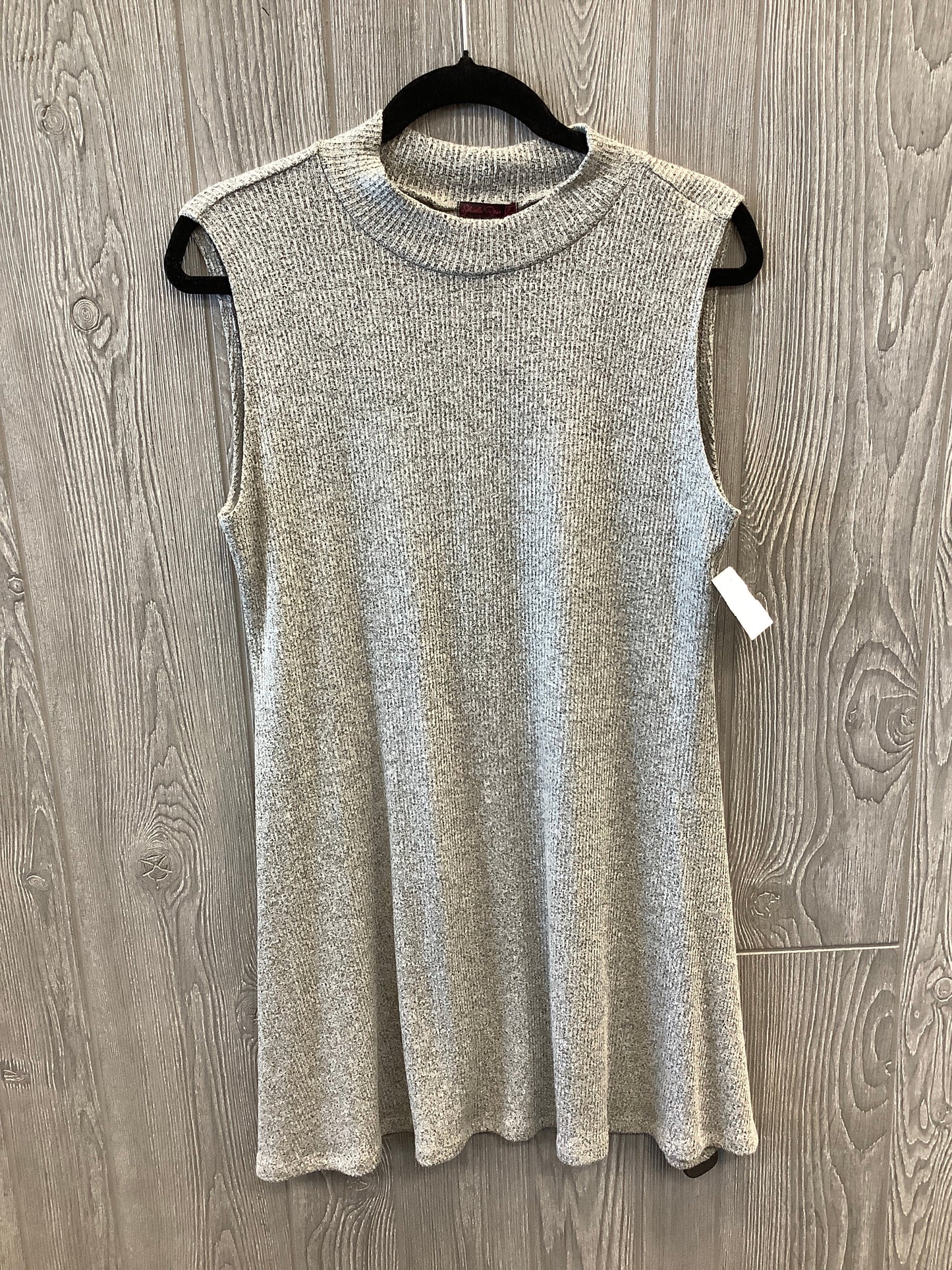 Top Sleeveless By Clothes Mentor In Grey, Size: 2x