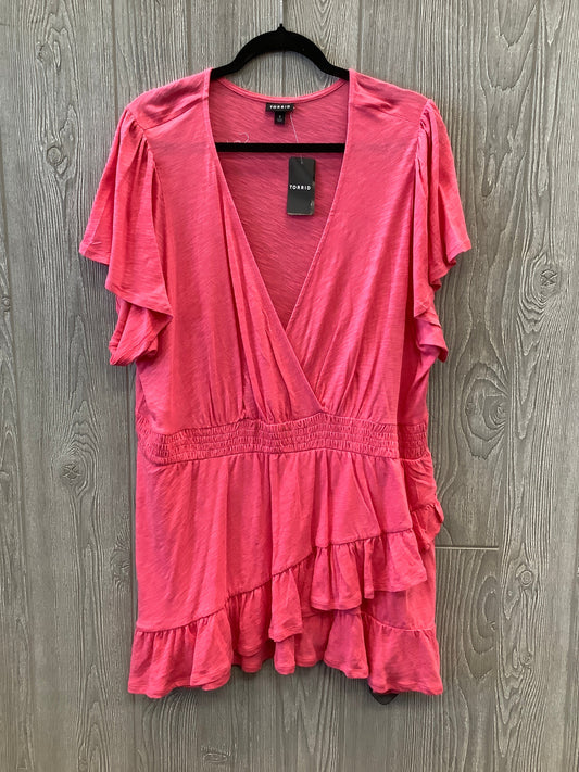 Top Short Sleeve By Torrid In Pink, Size: 3x