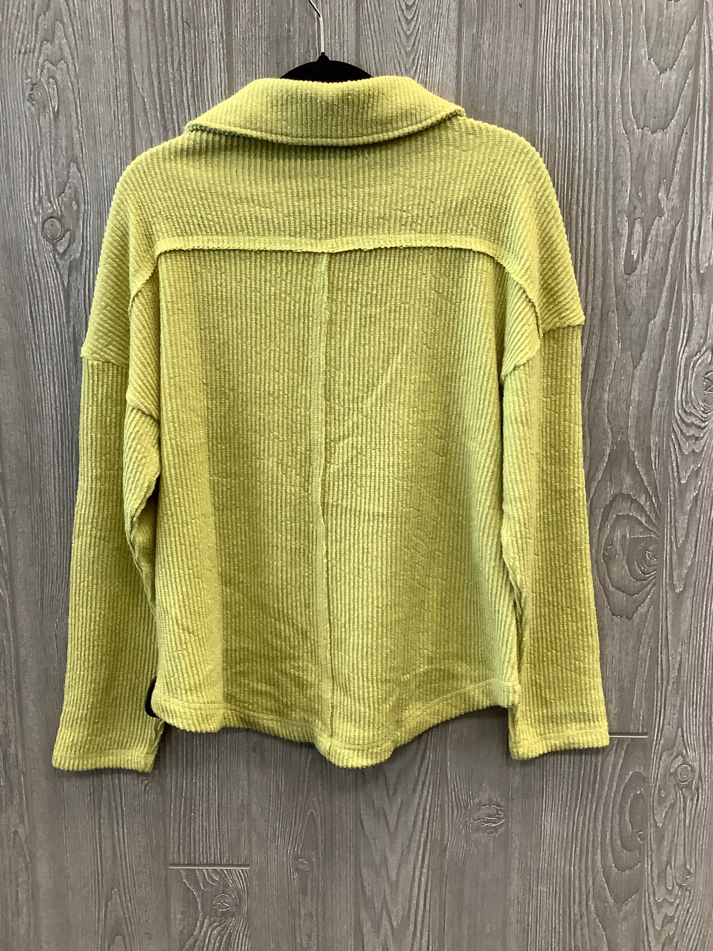 Top Long Sleeve By Clothes Mentor In Green, Size: S