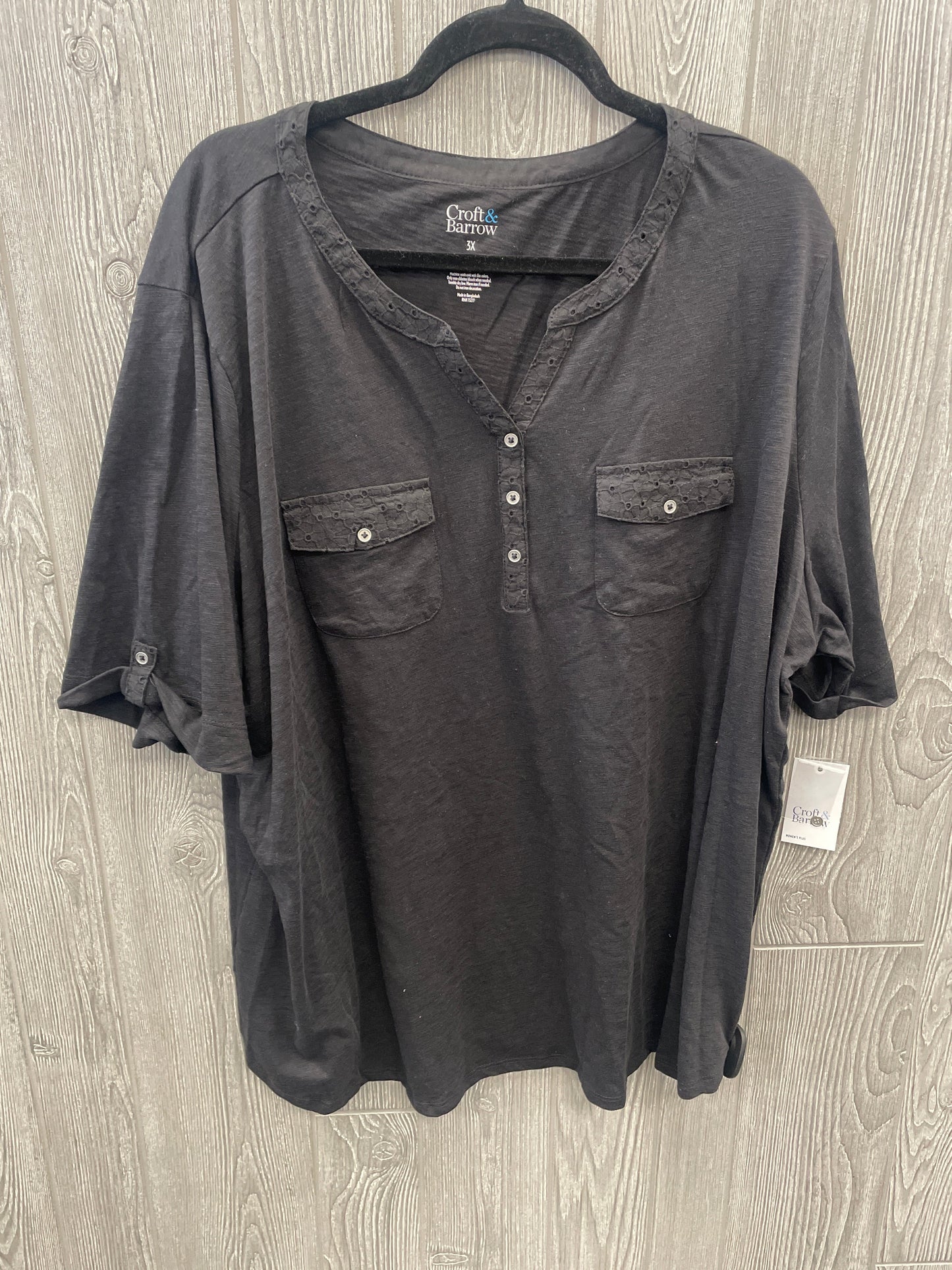 Top Short Sleeve By Croft And Barrow In Black, Size: 3x