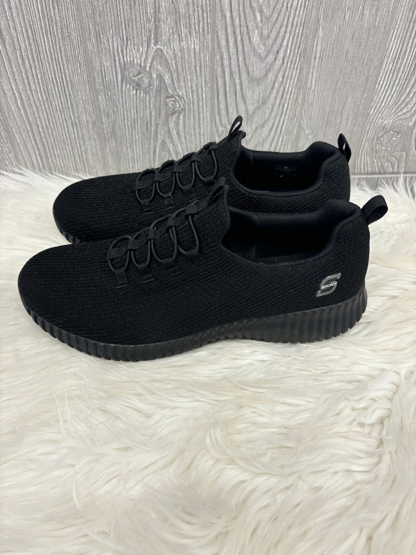 Shoes Athletic By Skechers In Black, Size: 10