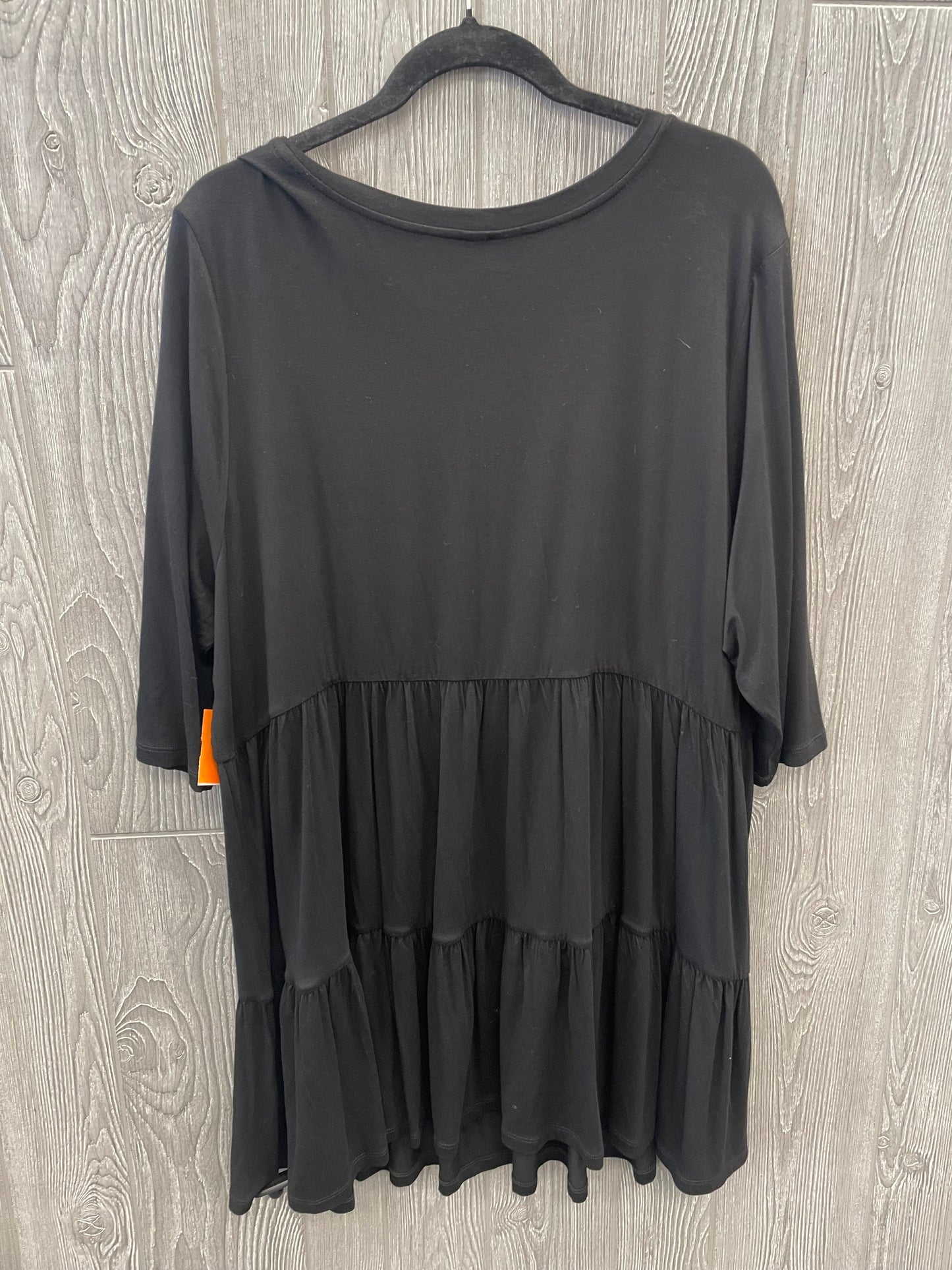 Tunic Short Sleeve By Avenue In Black, Size: 3x