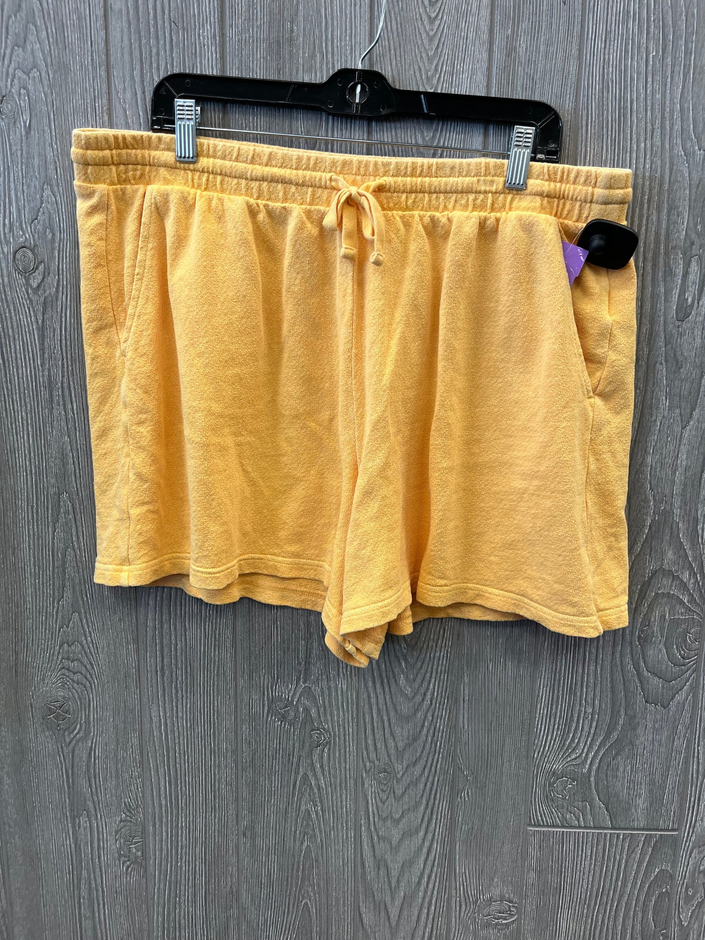 Shorts By Old Navy In Yellow, Size: 16