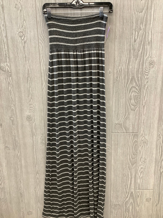 Dress Casual Maxi By Zenana Outfitters In Grey, Size: M