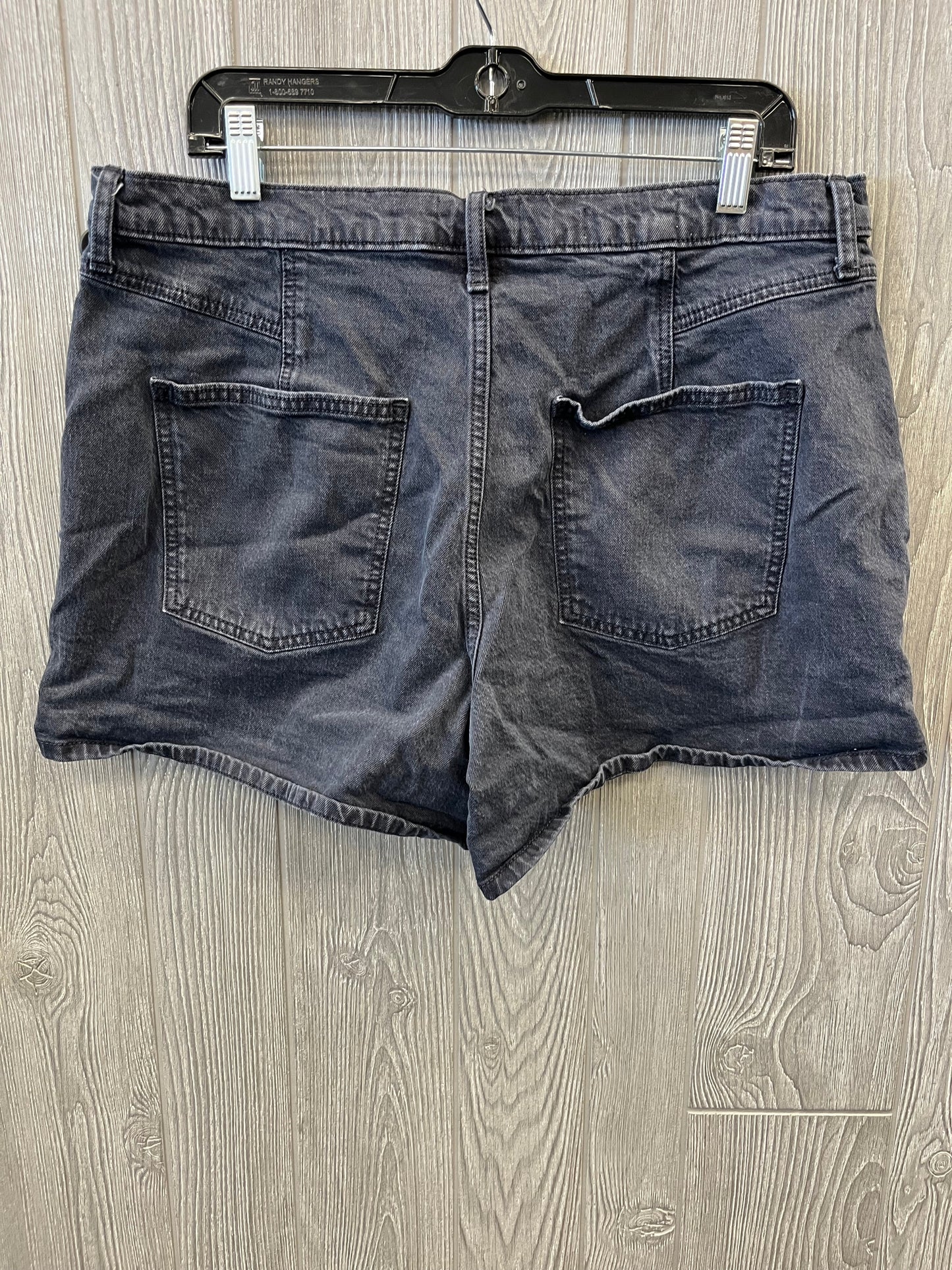 Shorts By Universal Thread In Black Denim, Size: 16