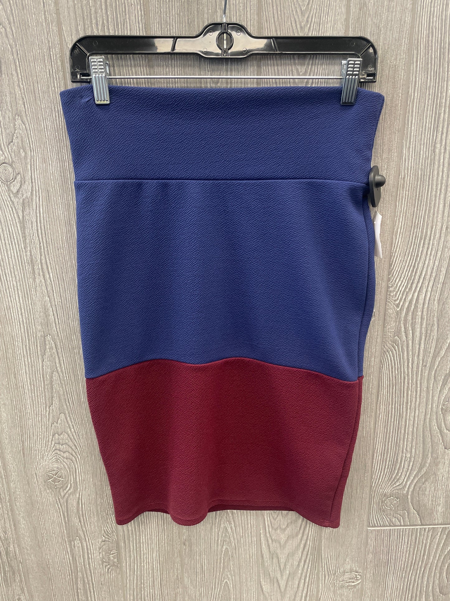 Skirt Mini & Short By Lularoe In Blue & Red, Size: 2