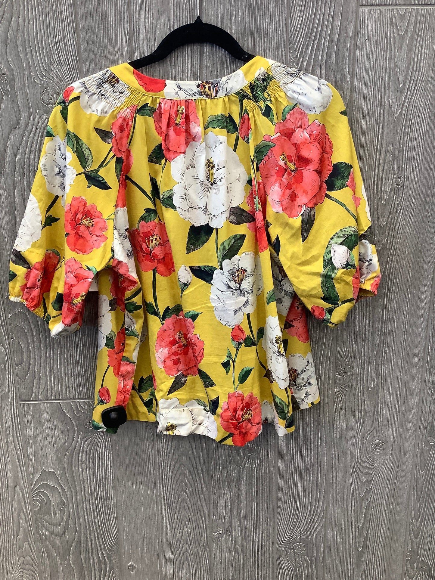 Yellow Top Short Sleeve Parker, Size M