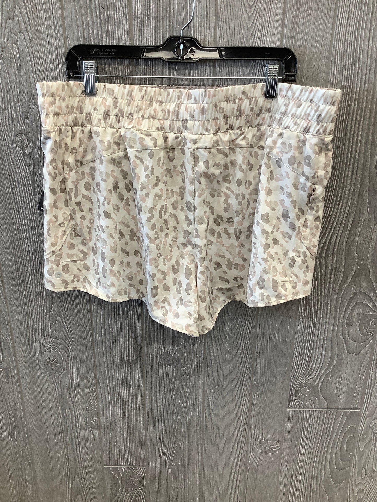 Athletic Shorts By Avia In Animal Print, Size: Xl