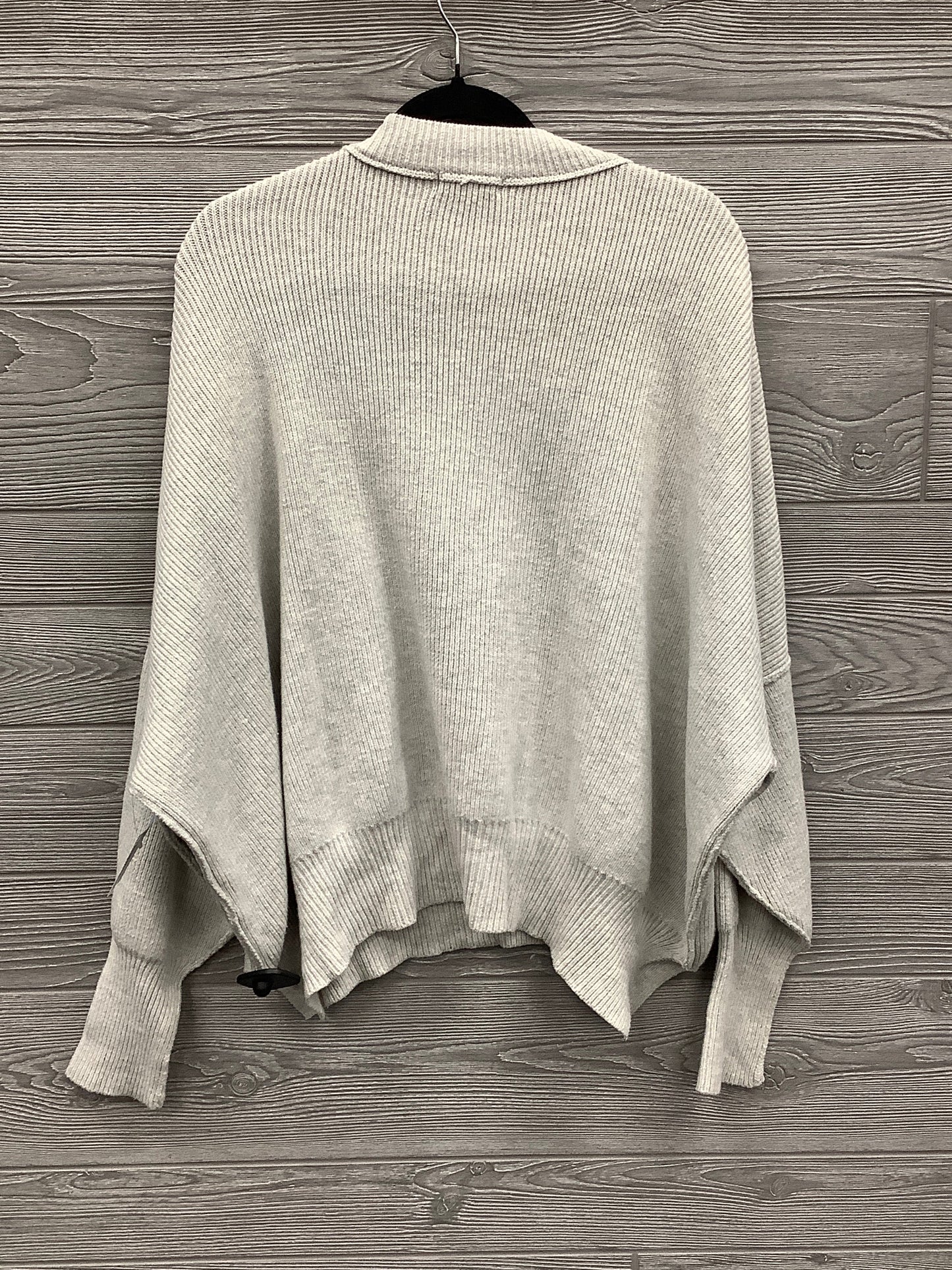 Sweater By Clothes Mentor In Grey, Size: L