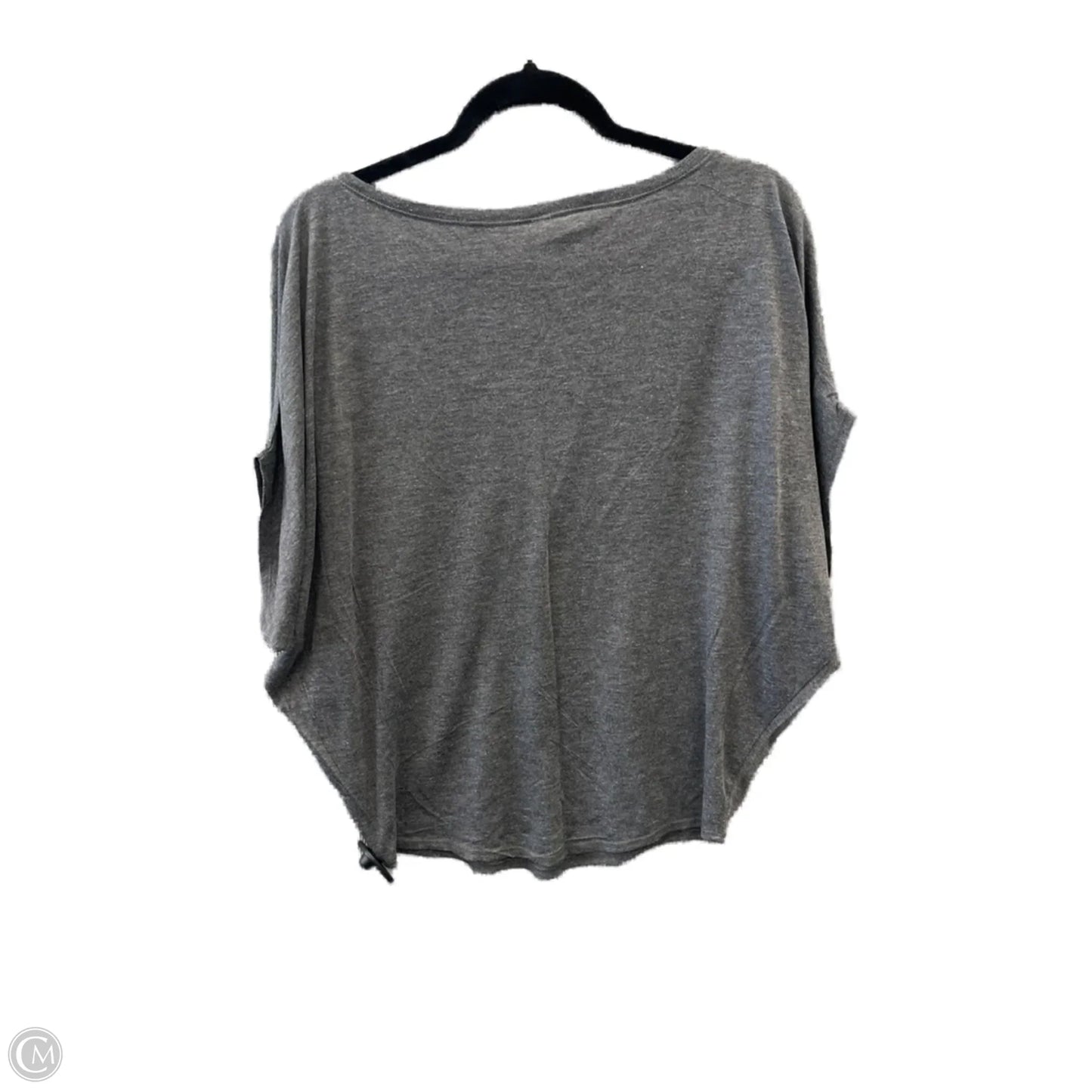 Top Short Sleeve By Clothes Mentor In Grey, Size: M