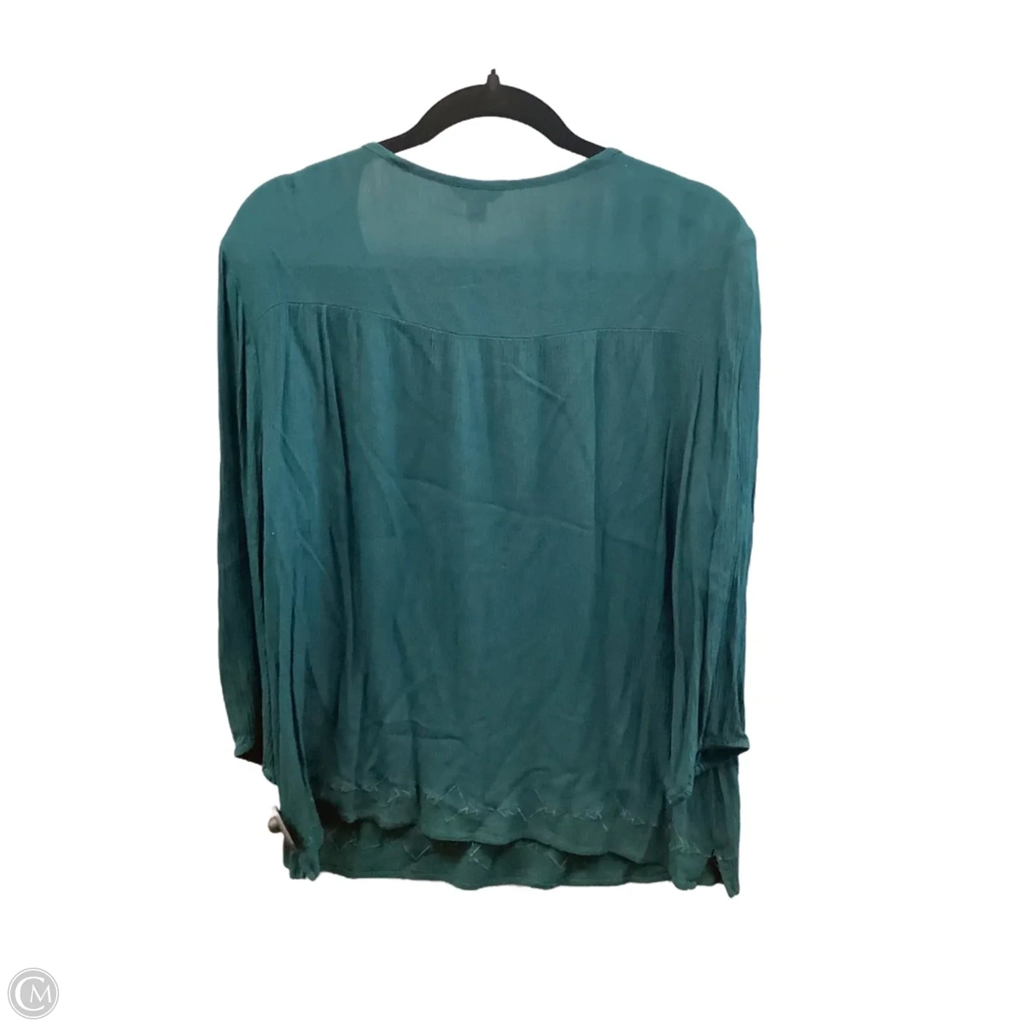 Top Long Sleeve By Cato In Green, Size: L