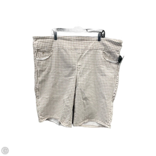 Shorts By Gloria Vanderbilt In Beige, Size: 24
