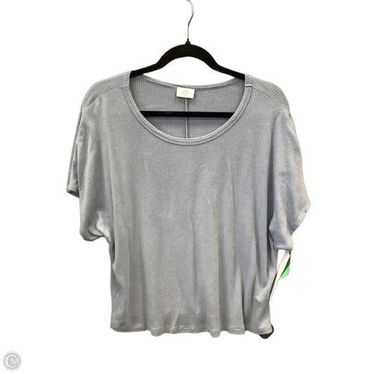 Top Short Sleeve By Common Threads In Blue, Size: Mp