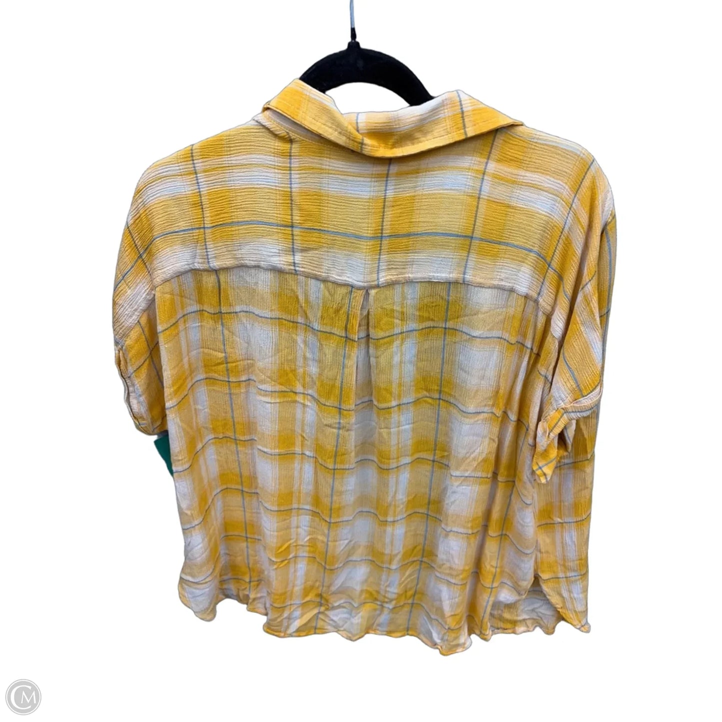 Top Short Sleeve By Maurices In Yellow, Size: Xl