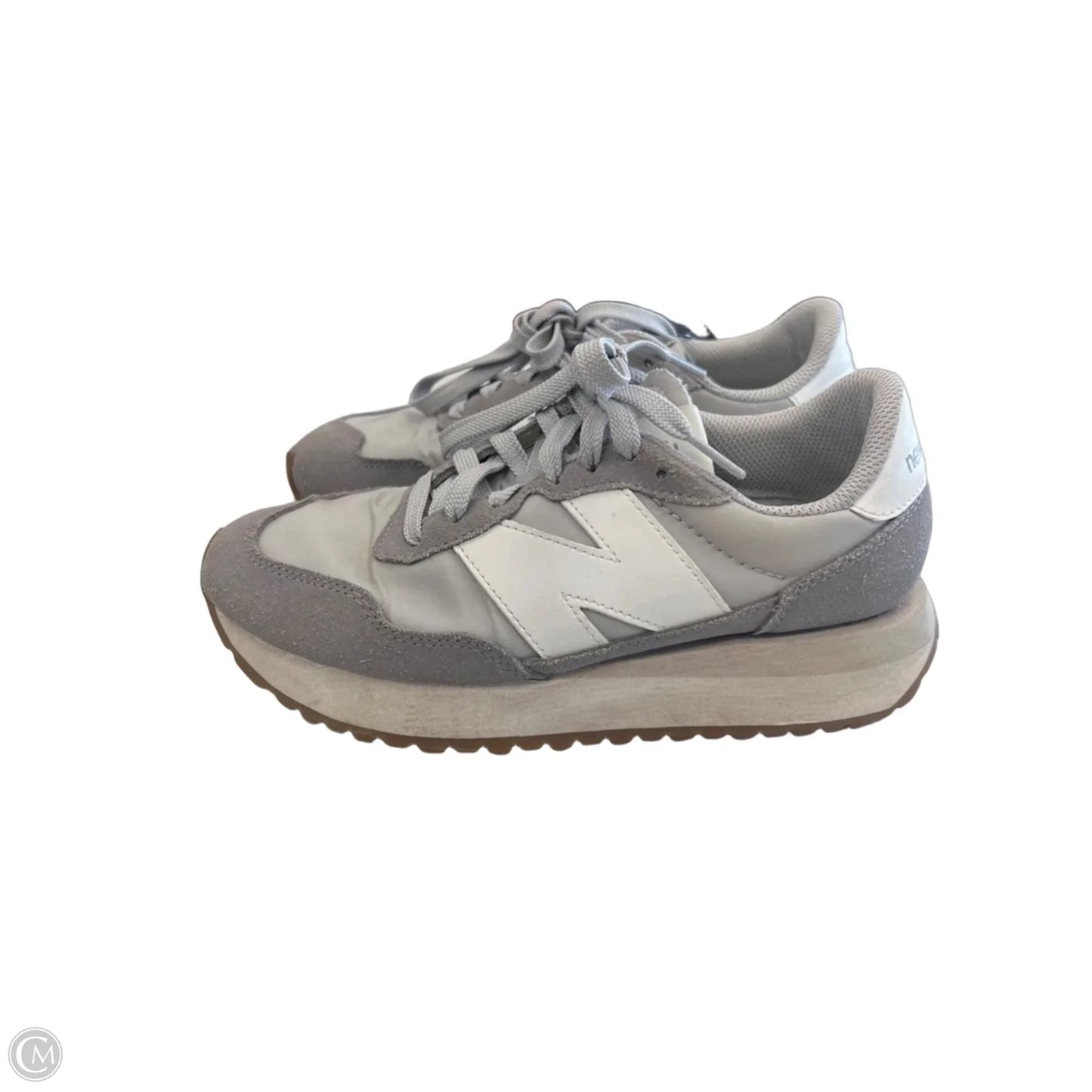 Shoes Athletic By New Balance In Grey, Size: 6