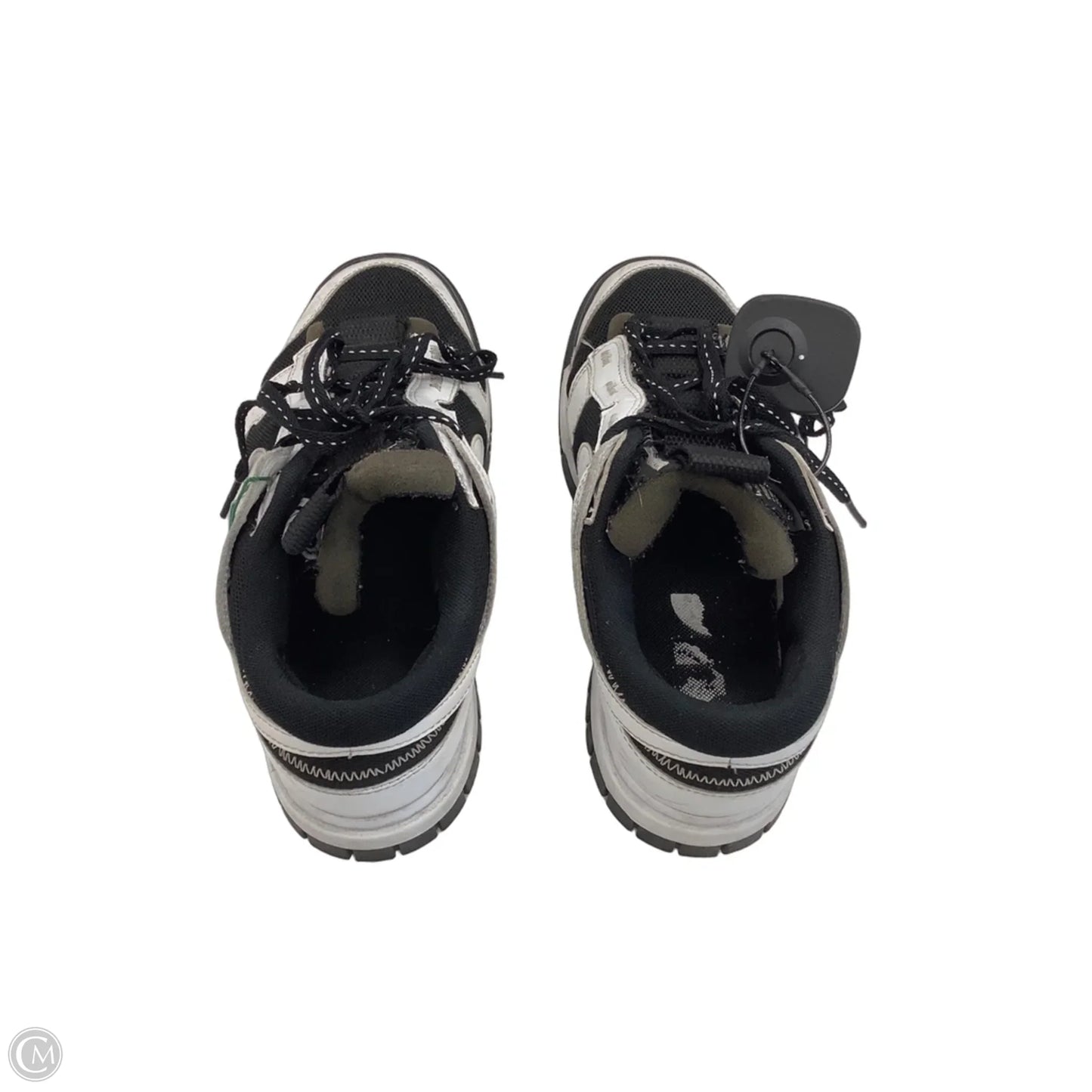 Shoes Sneakers By Nike In Black & White, Size: 9.5