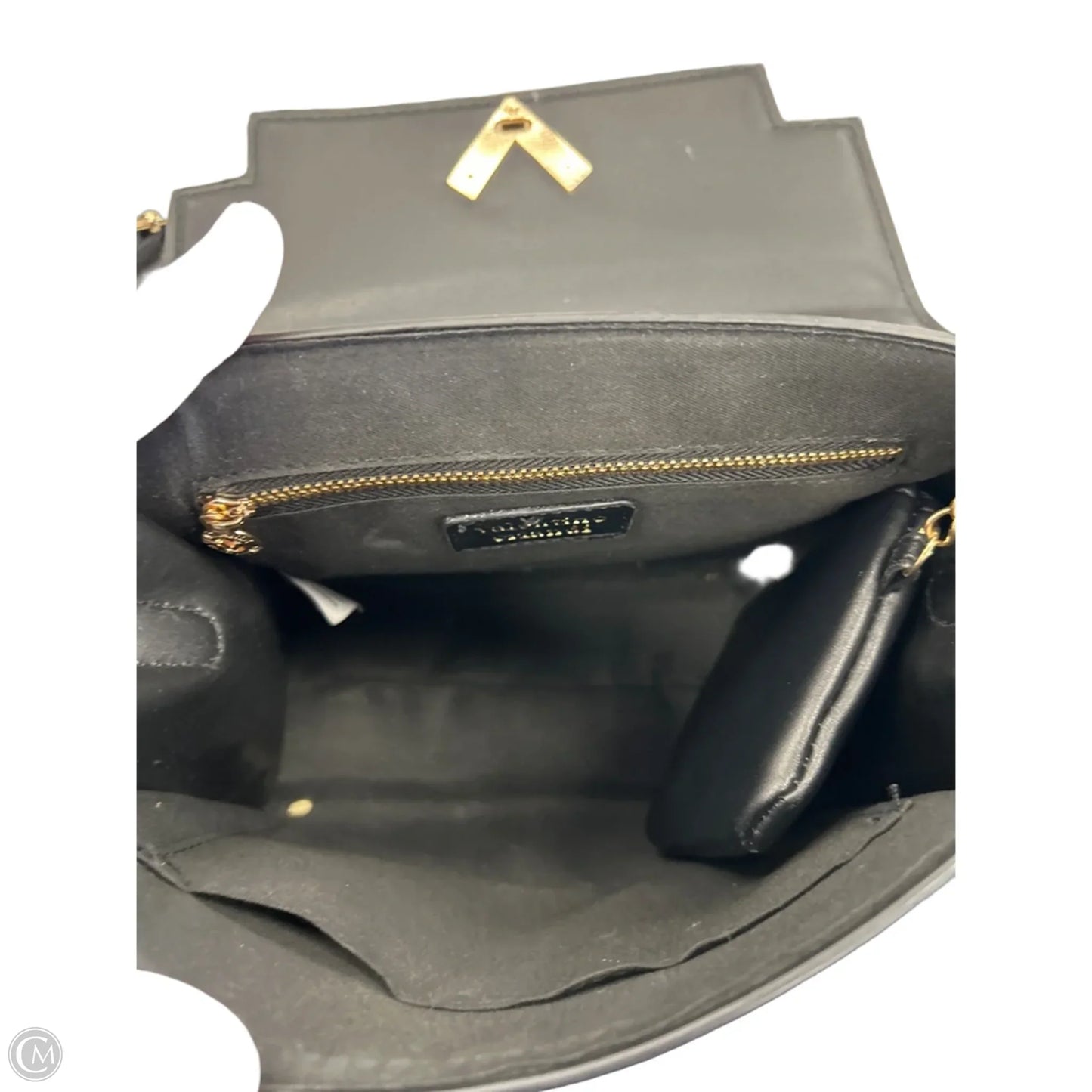 Crossbody By Clothes Mentor, Size: Medium