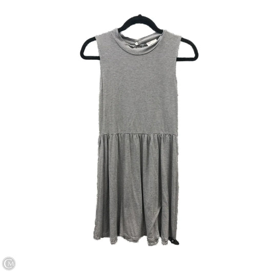 Dress Casual Short By Rolla Coster In Grey, Size: S
