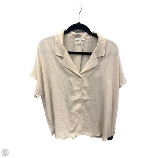 Top Short Sleeve By Maurices In Cream, Size: Xl