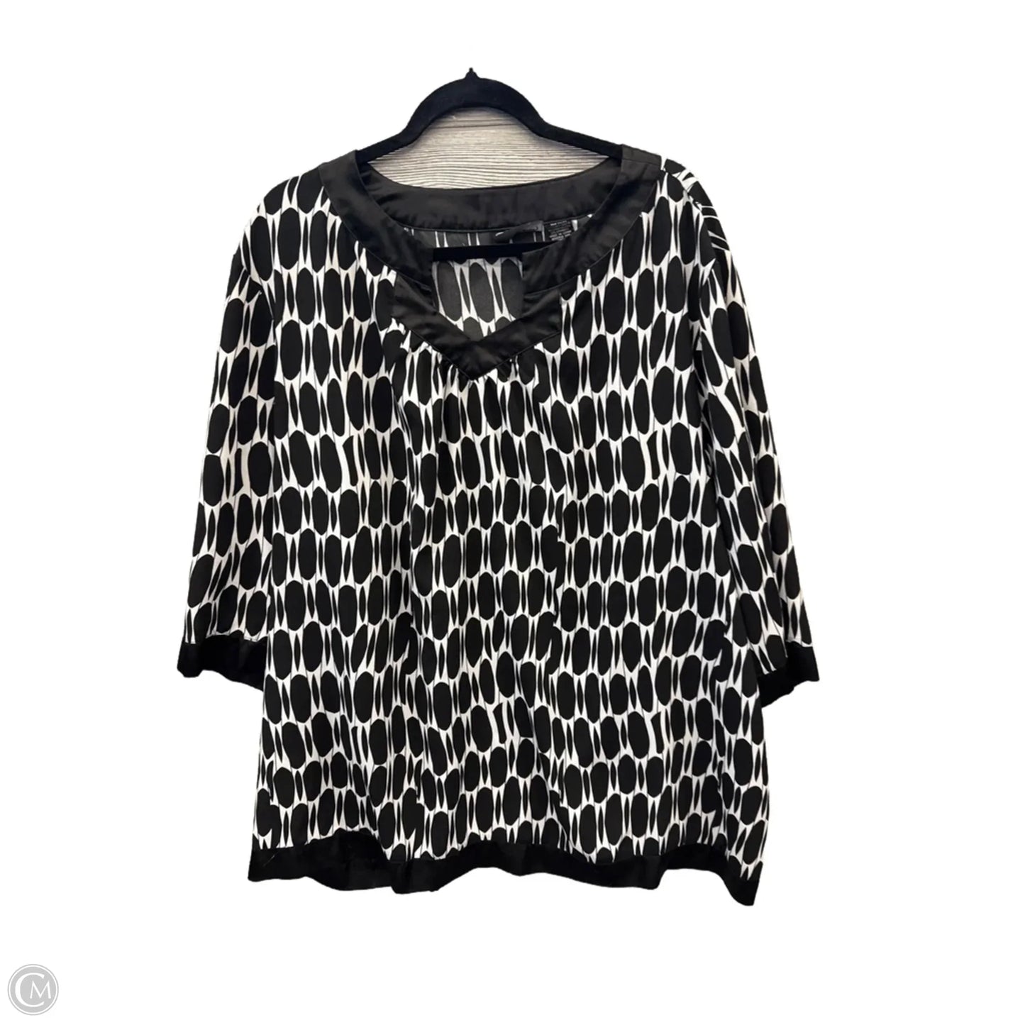 Top Short Sleeve By Maggie Barnes In Black & White, Size: 2x