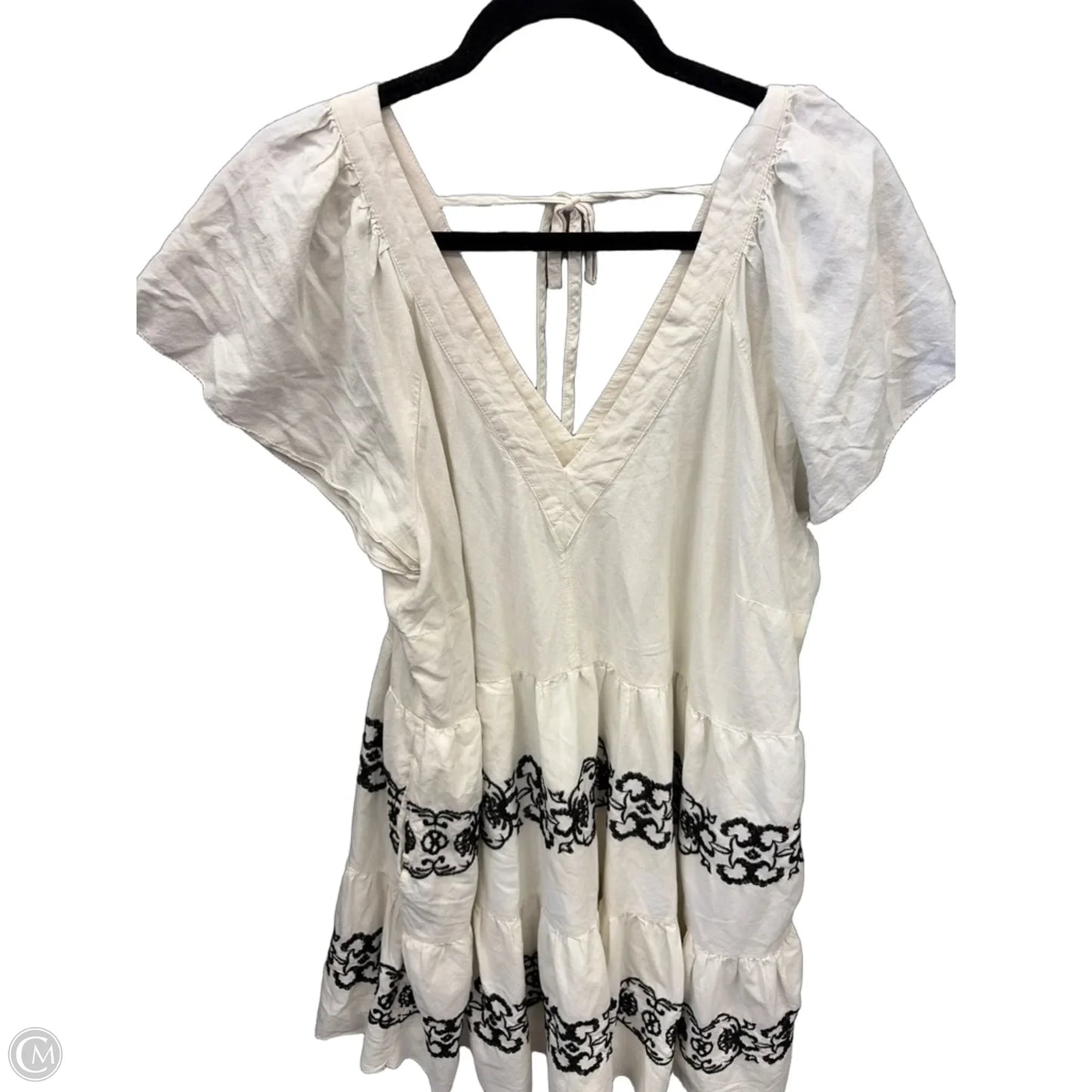 Dress Casual Short By Old Navy In White, Size: Xl