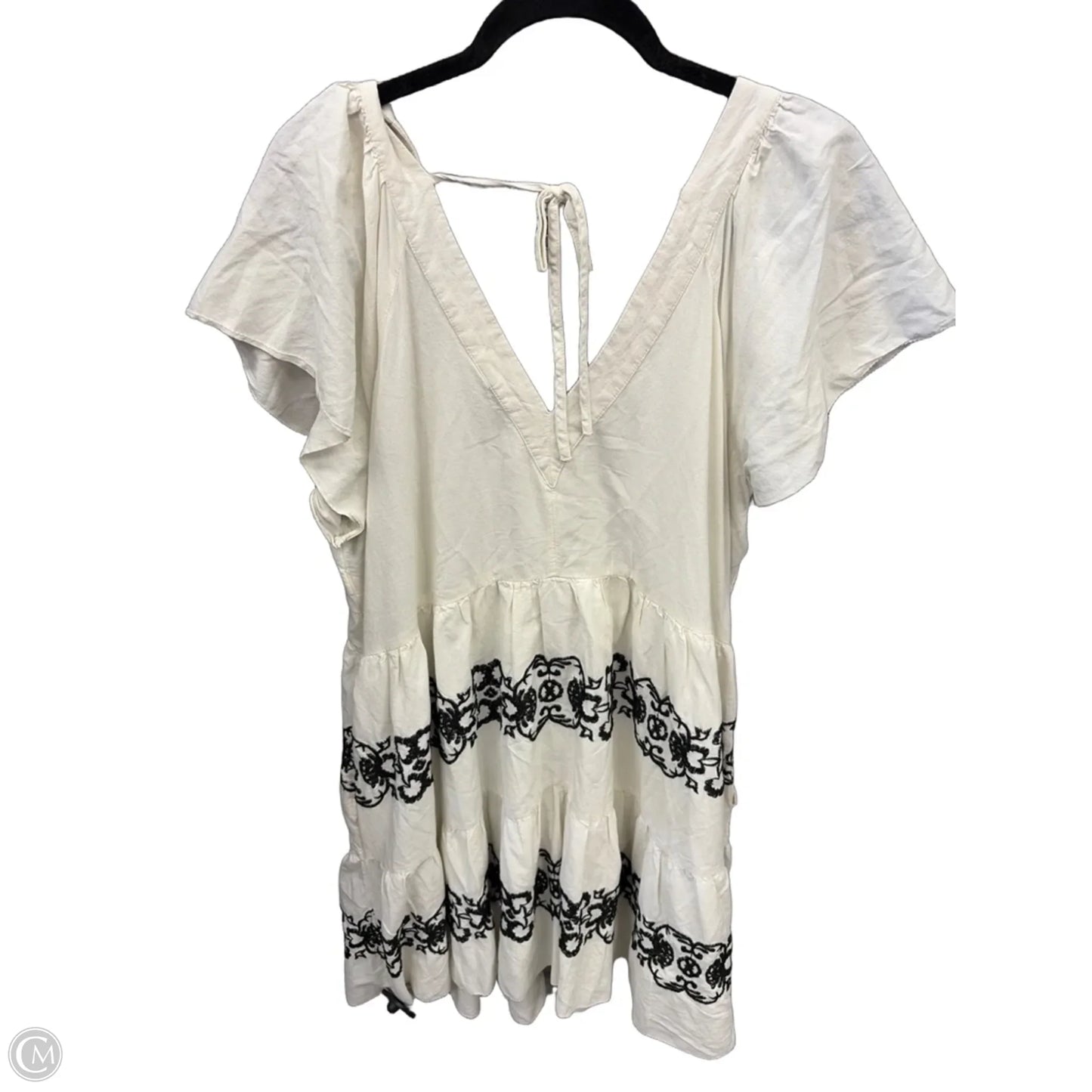 Dress Casual Short By Old Navy In White, Size: Xl