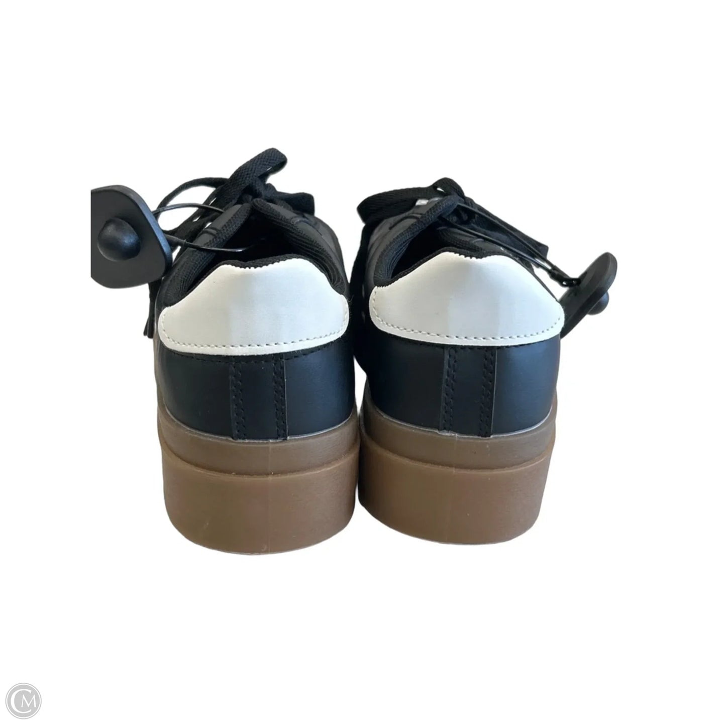 Shoes Sneakers By Clothes Mentor In Black, Size: 8.5