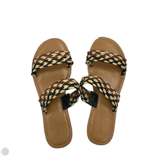 Sandals Flats By Universal Thread In Brown, Size: 8