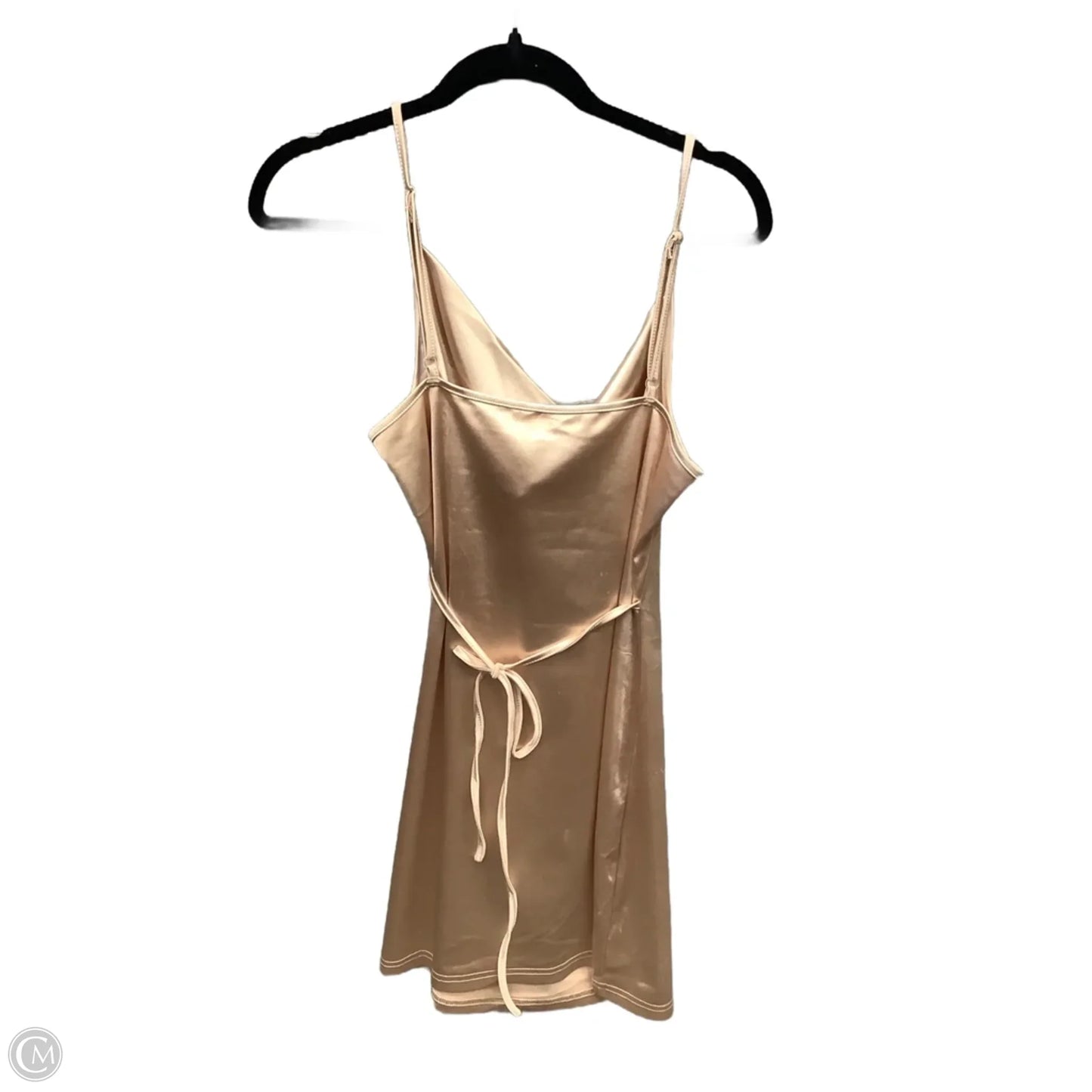 Dress Casual Short By Clothes Mentor In Gold, Size: M