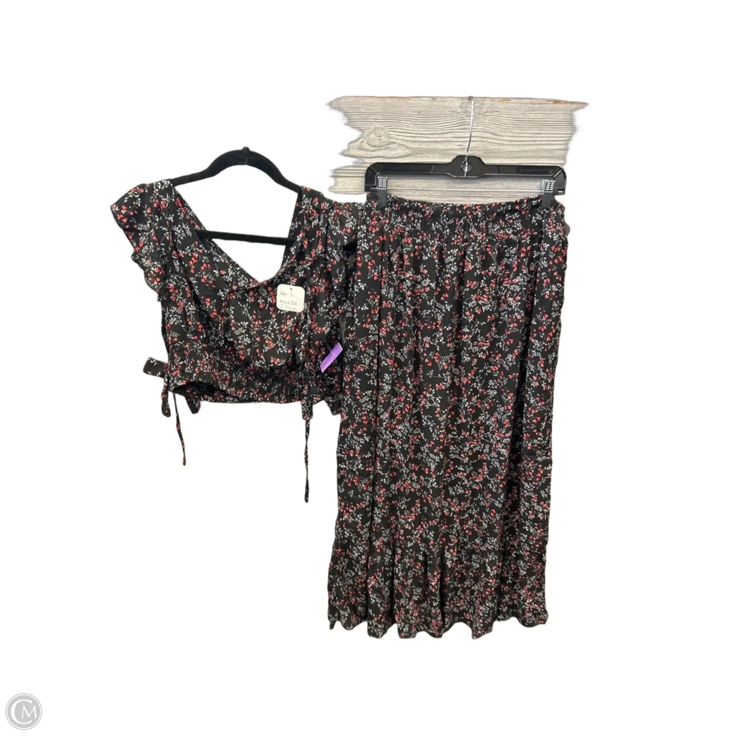Skirt Set 2pc By Clothes Mentor In Geometric Pattern, Size: L