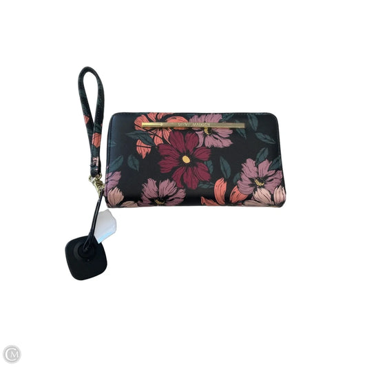 Wristlet By Steve Madden, Size: Medium