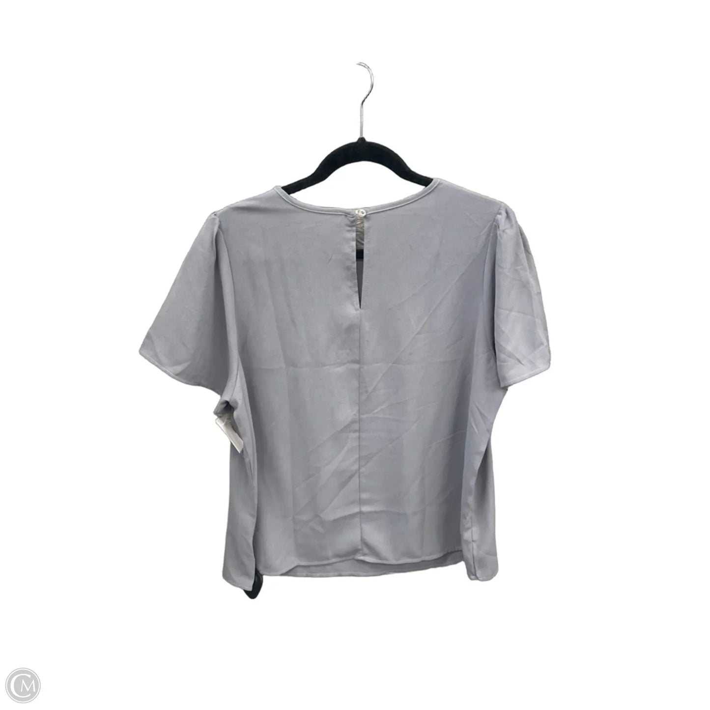 Top Short Sleeve By Shein In Grey, Size: Xl