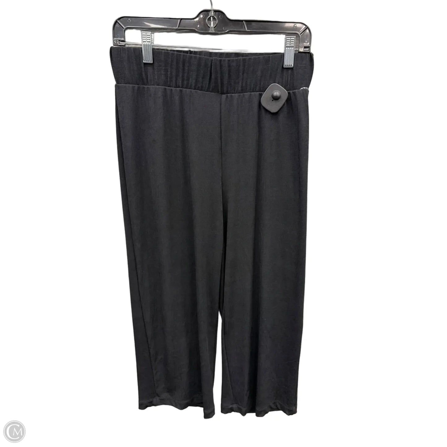 Capris By Dana Buchman In Black, Size: 4