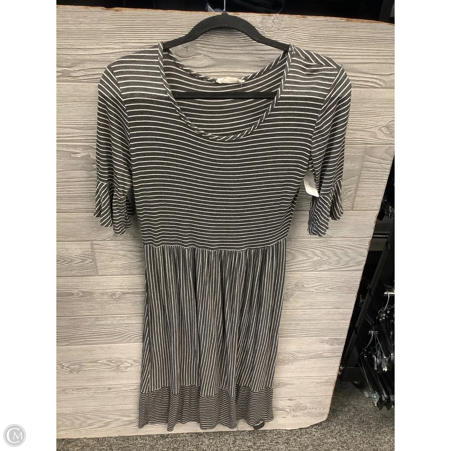 Dress Casual Midi By Clothes Mentor In Striped Pattern, Size: L