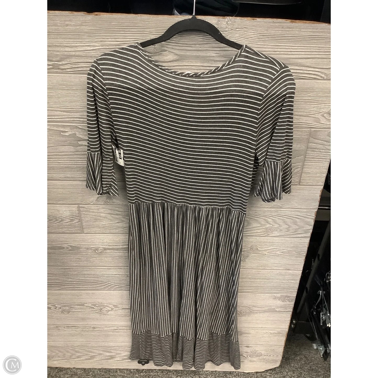 Dress Casual Midi By Clothes Mentor In Striped Pattern, Size: L