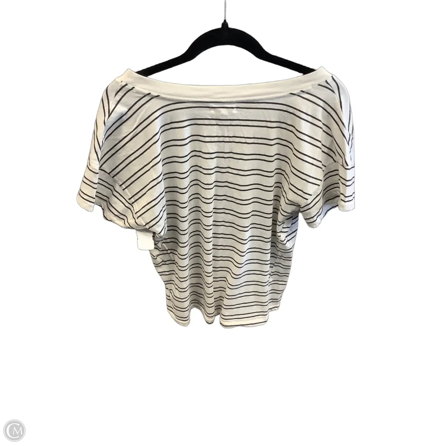 Top Short Sleeve By Maurices In Striped Pattern, Size: M