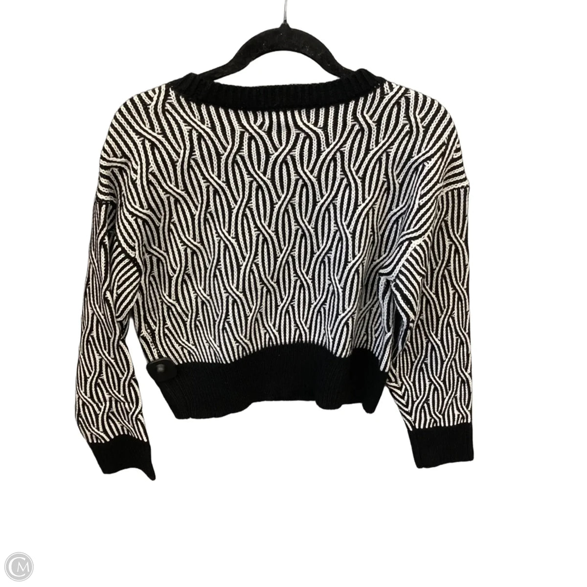 Sweater By Clothes Mentor In Black & White, Size: M