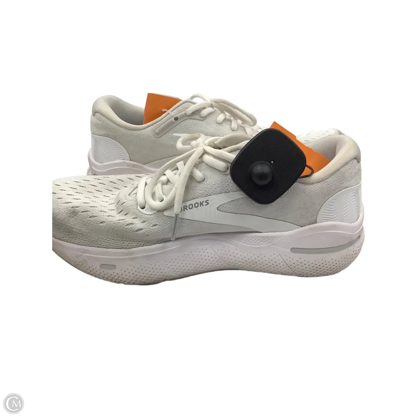 Shoes Athletic By Brooks In White, Size: 8