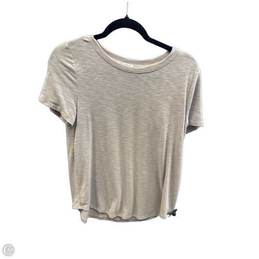 Top Short Sleeve Basic By Green Envelope In Tan, Size: M