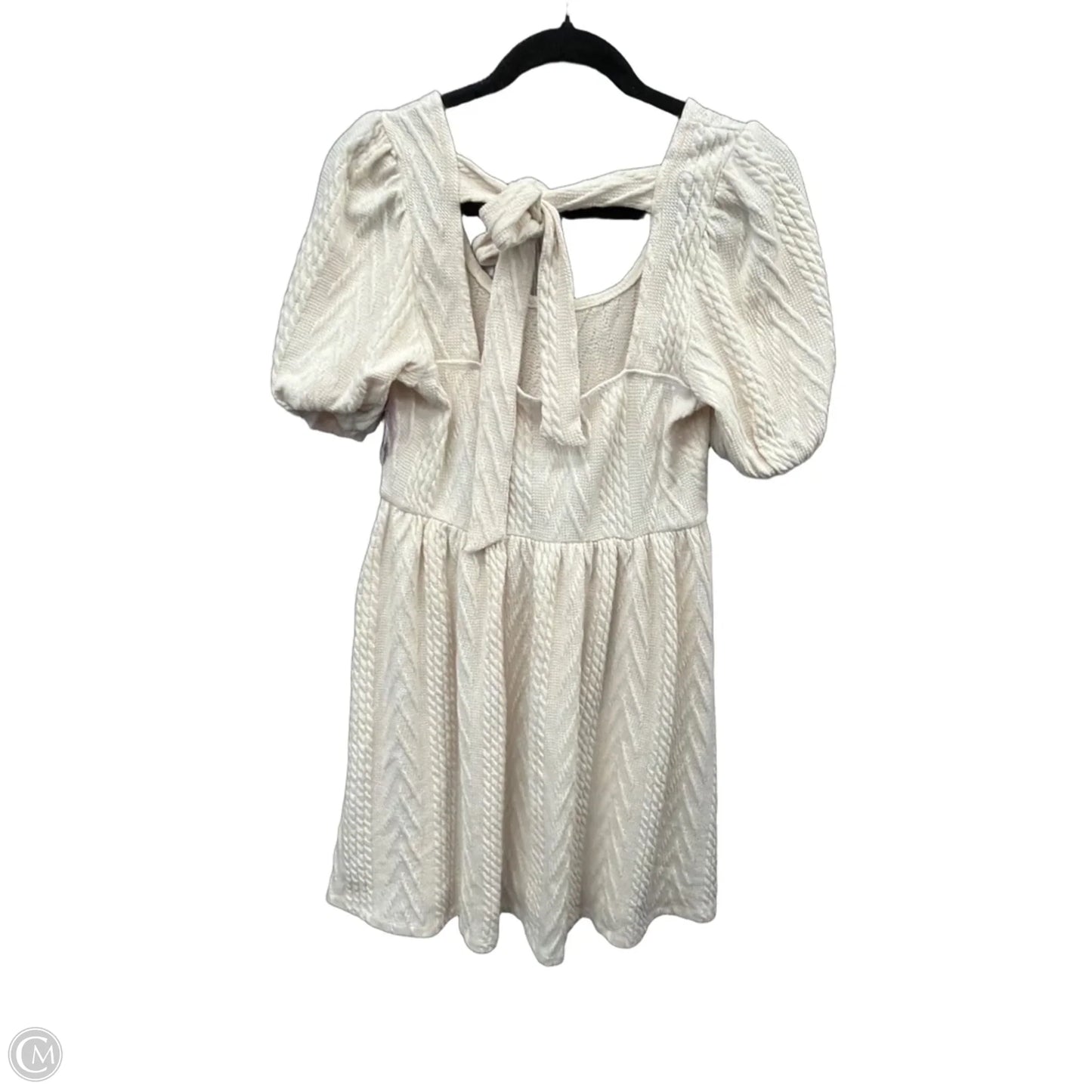 Dress Casual Short By Clothes Mentor In Cream, Size: S