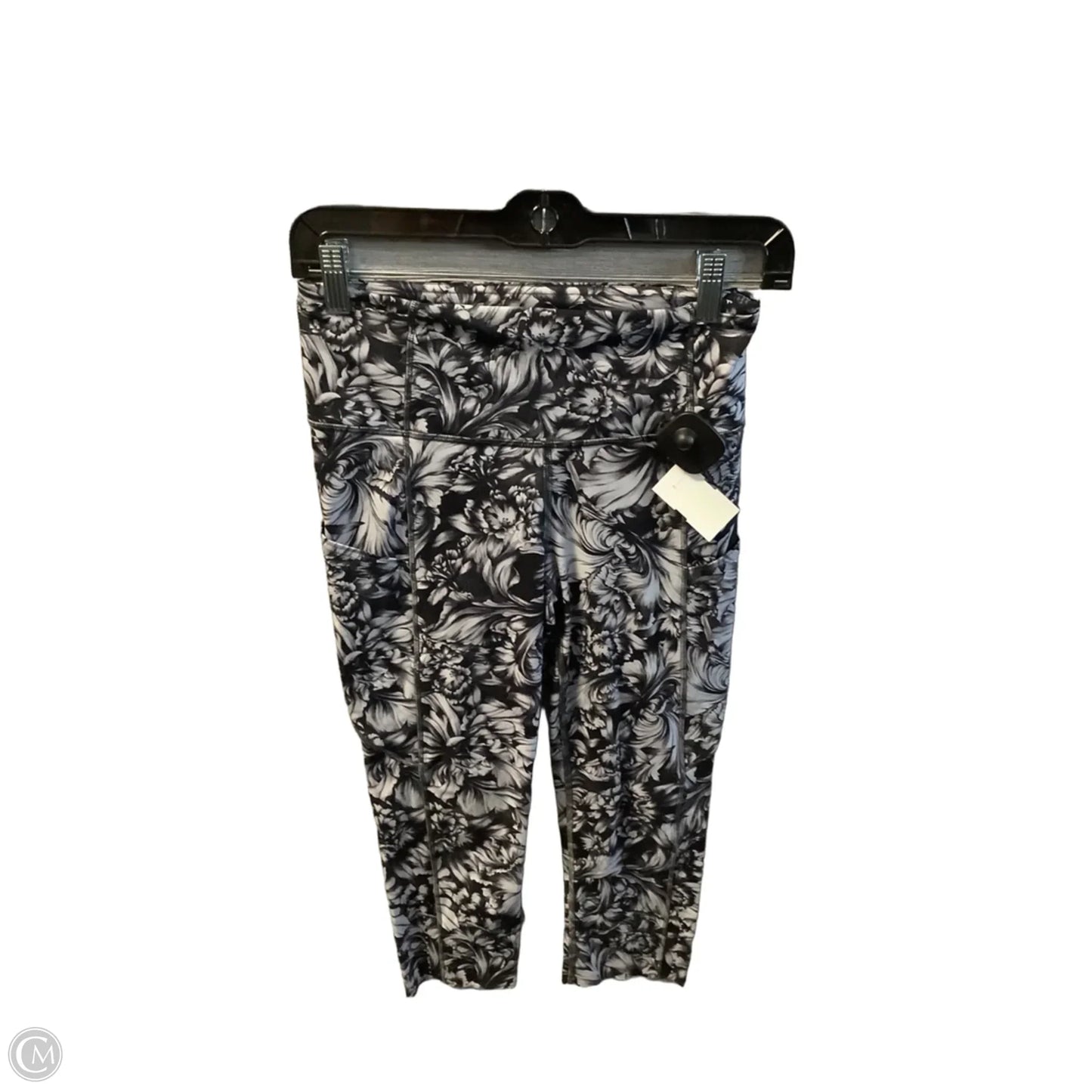 Athletic Leggings Capris By Lululemon In Grey, Size: S
