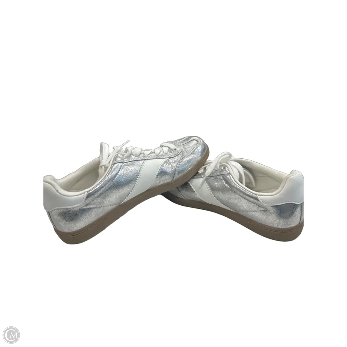 Shoes Sneakers By Universal Thread In Silver, Size: 9
