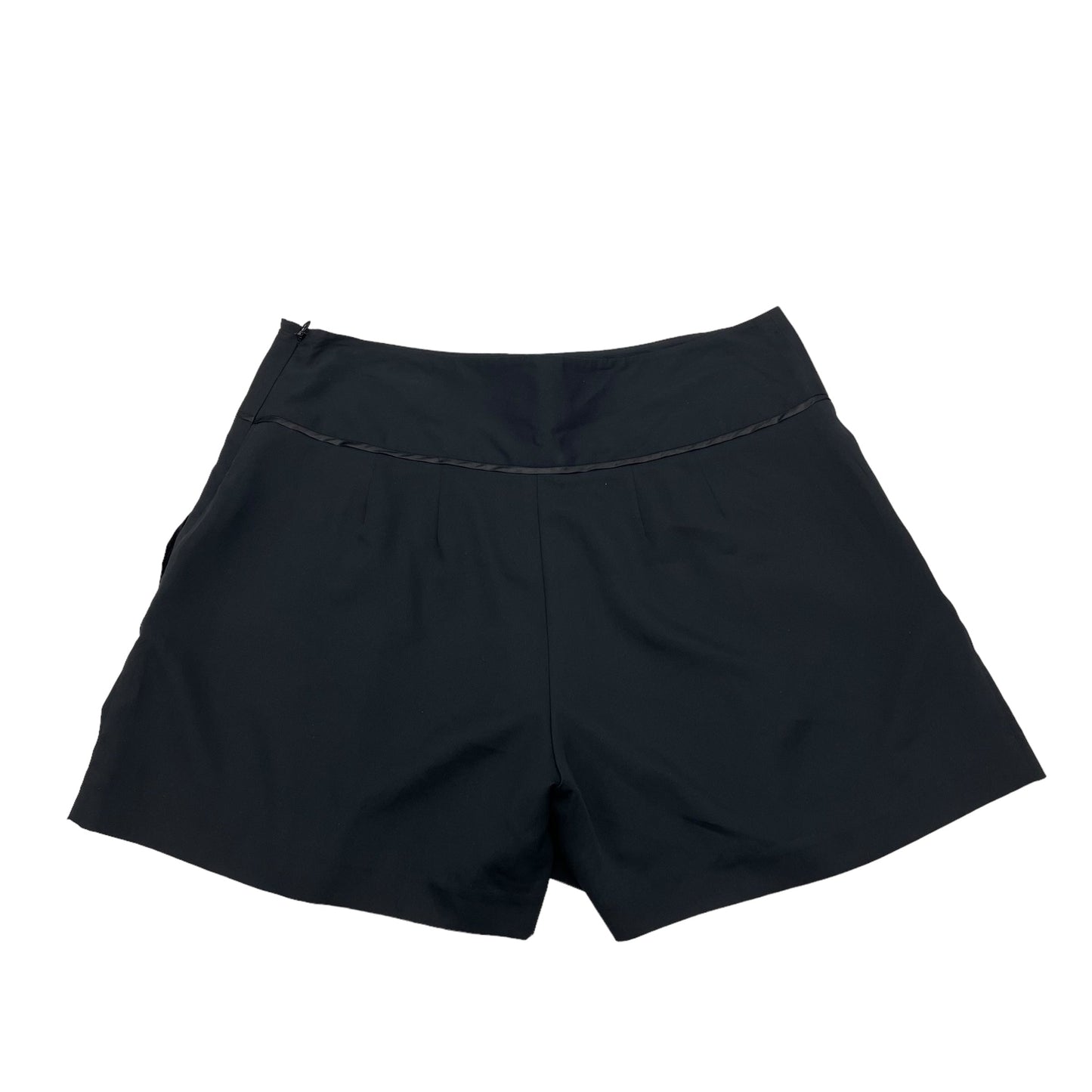 BLACK ELLE SHORTS, Size 4