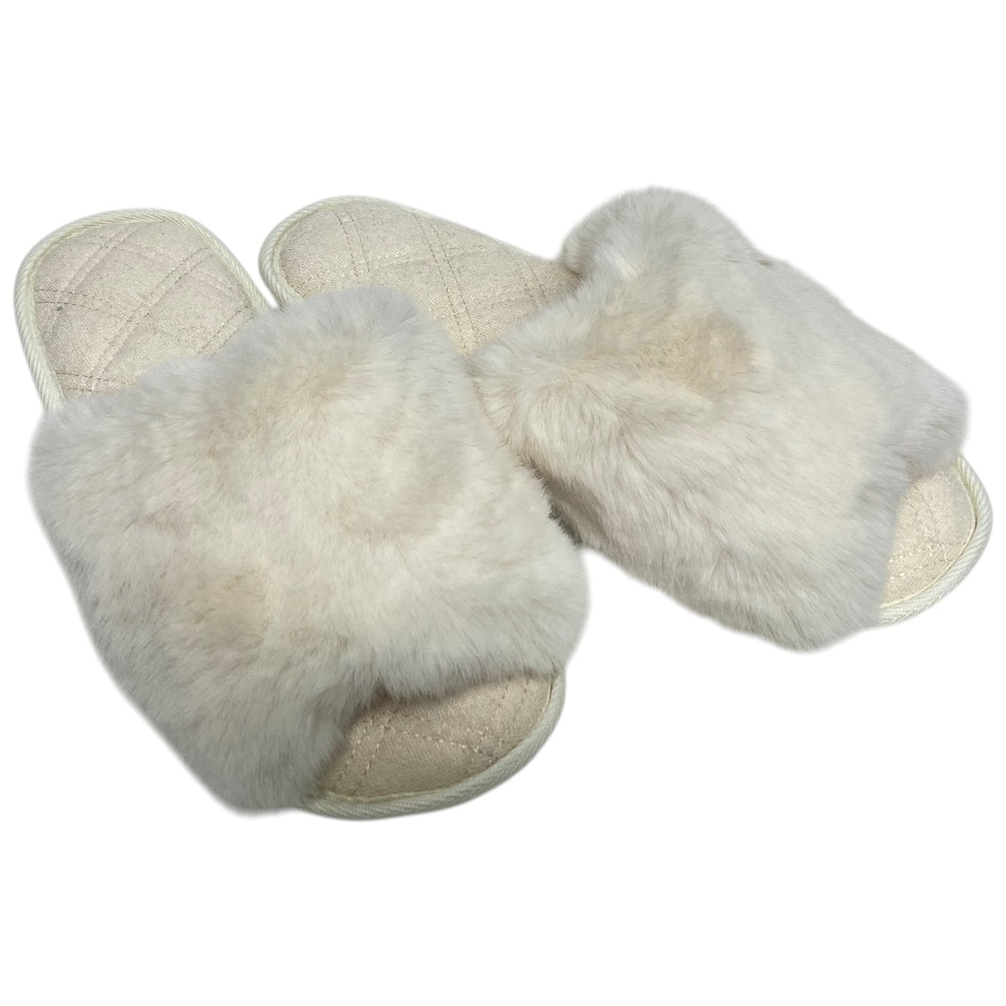 Slippers By Clothes Mentor In Cream