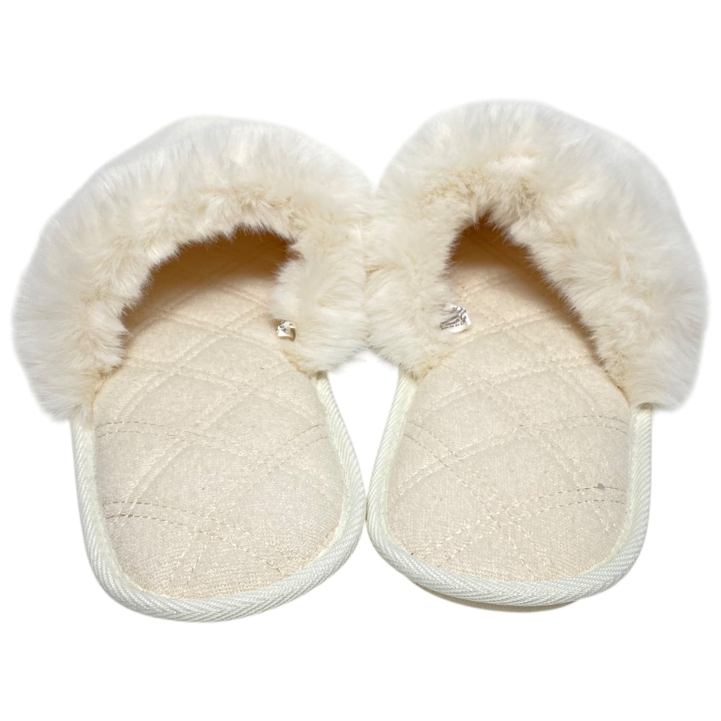 Slippers By Clothes Mentor In Cream