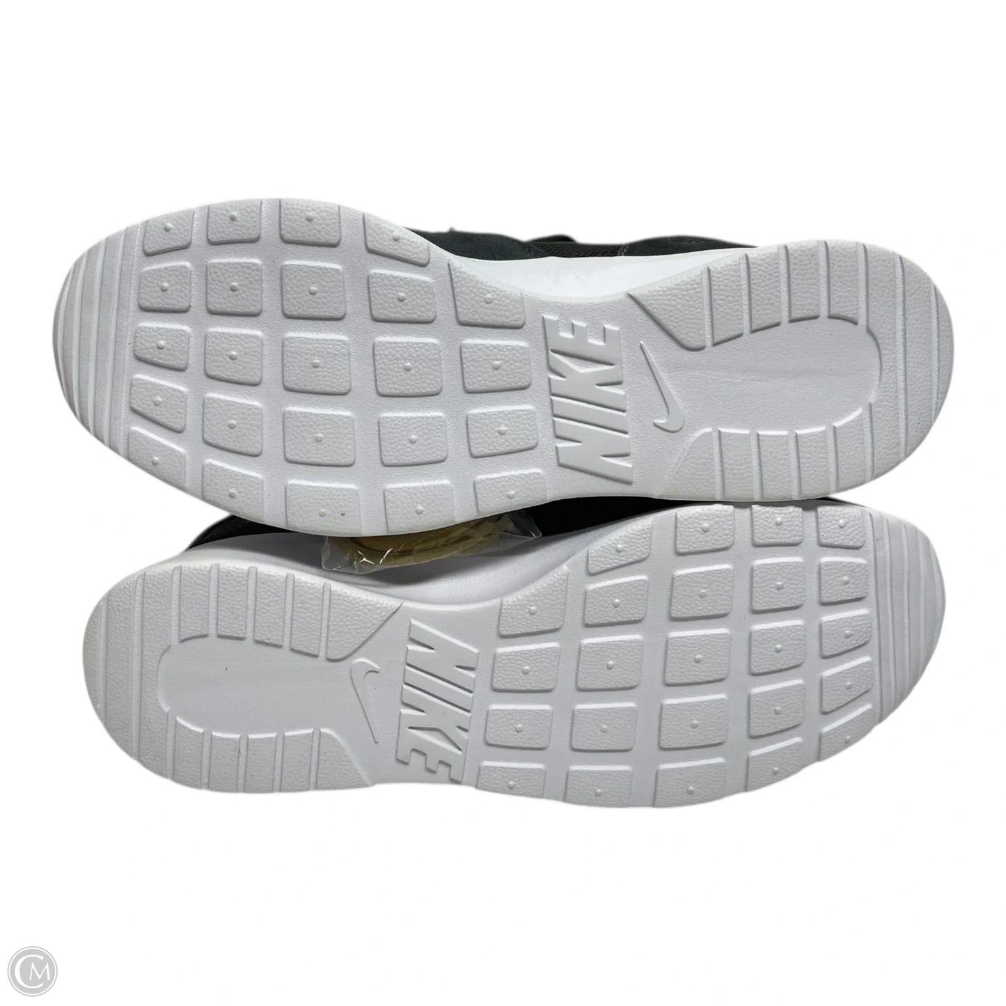 Shoes Athletic By Nike In Grey, Size: 7.5