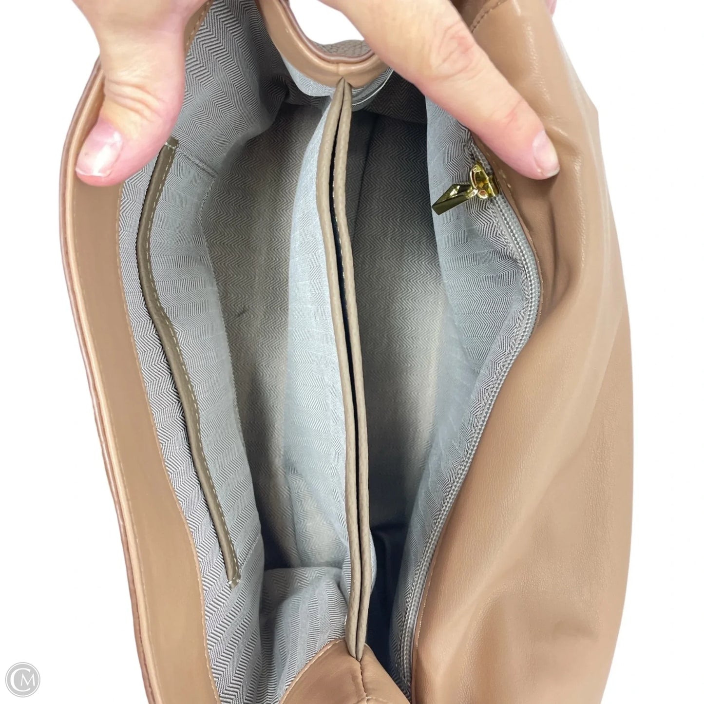 Handbag By Clothes Mentor, Size: Medium