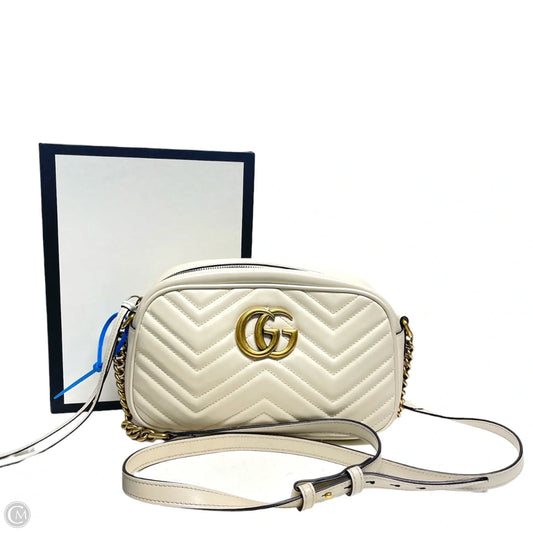 Crossbody Luxury Designer By Gucci, Size: Small