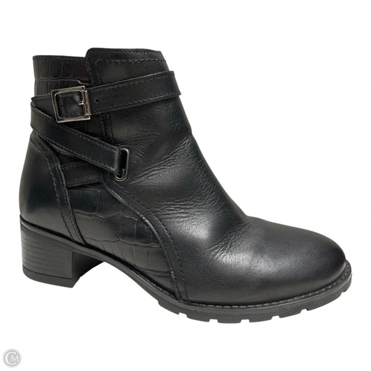 Boots Ankle Flats By ERIN MICHAEL In Black, Size: 6.5