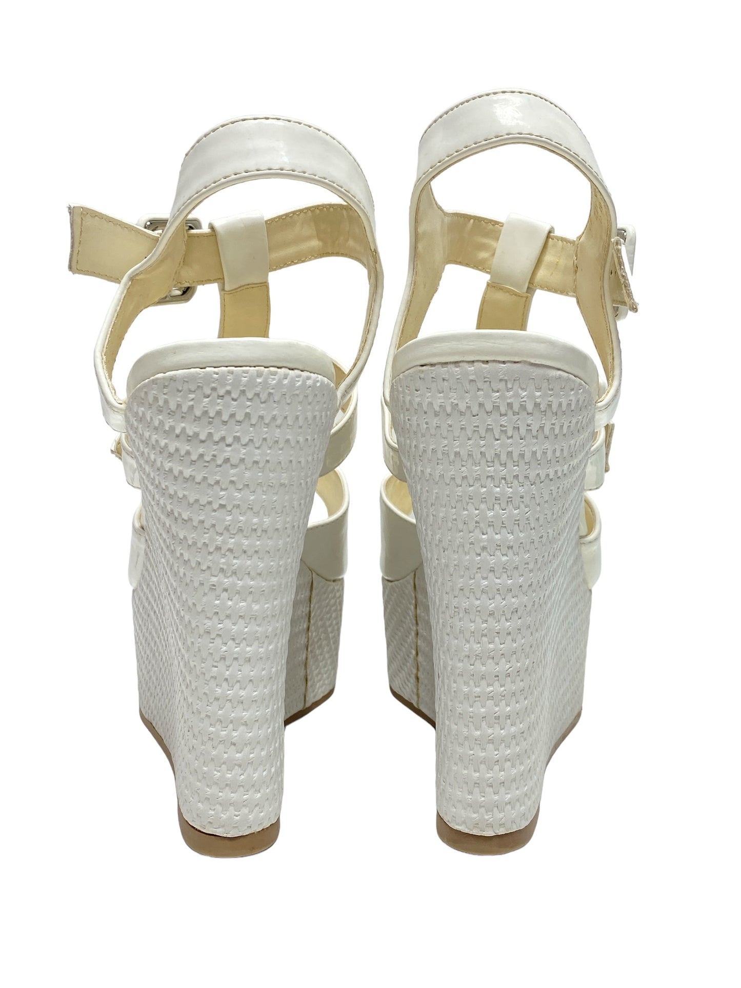 White Sandals Heels Platform Shoedazzle, Size 10